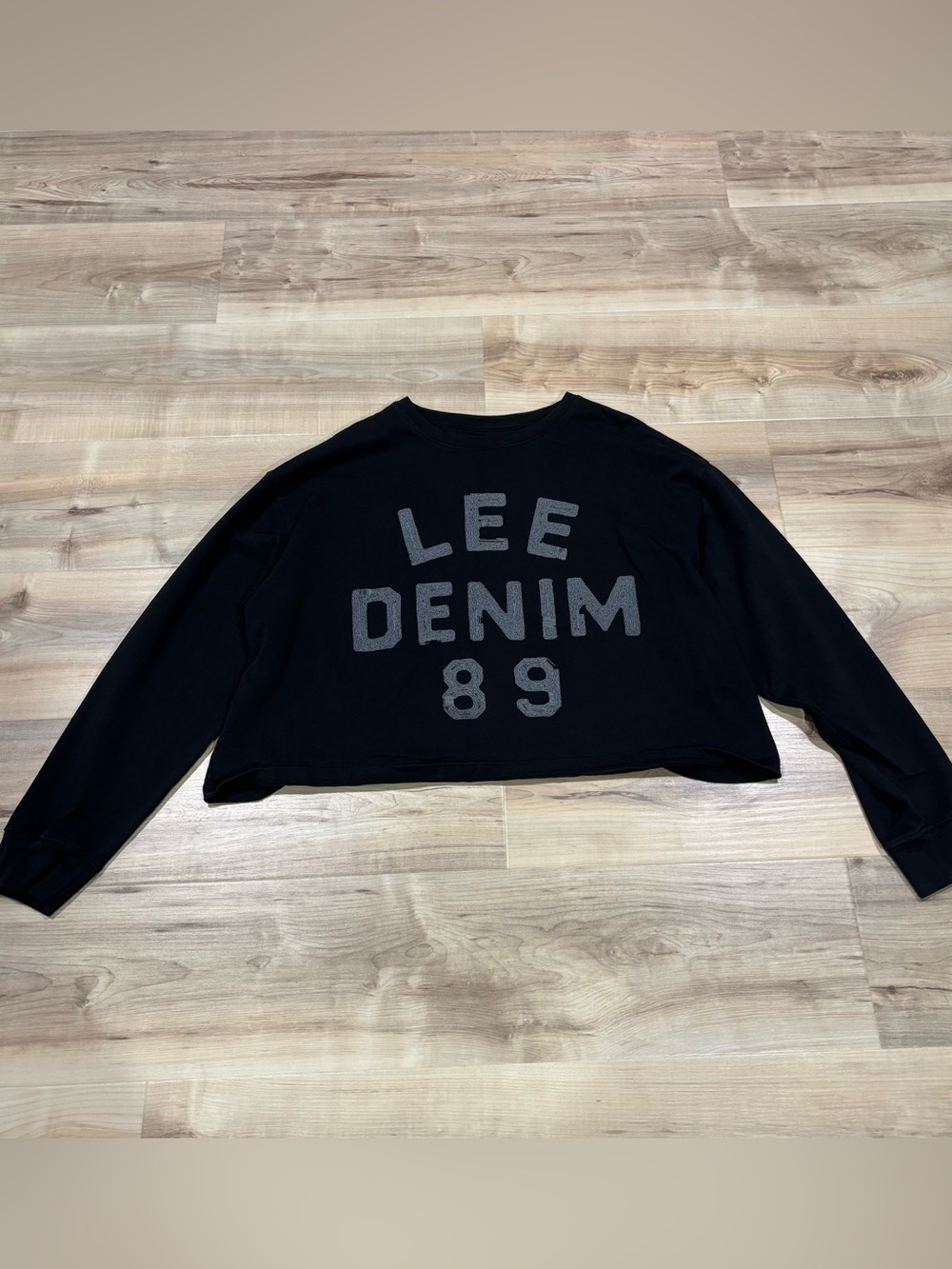 LEE crop top Sz Large long sleeve oversized athletic gym Athleasure 100% Cotton
